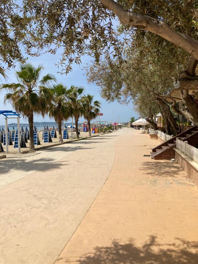 Lungomare Holiday Apartments Durrës Dış mekan fotoğraf