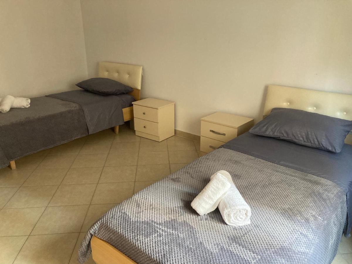 Lungomare Holiday Apartments Durrës Dış mekan fotoğraf