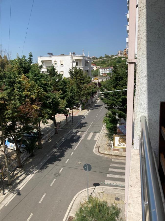 Lungomare Holiday Apartments Durrës Dış mekan fotoğraf
