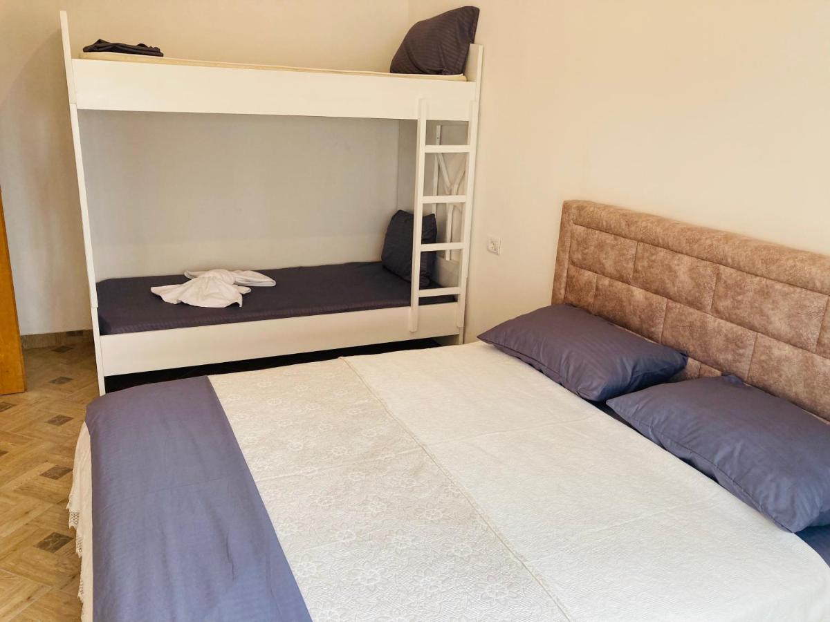 Lungomare Holiday Apartments Durrës Dış mekan fotoğraf